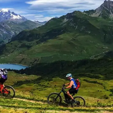 Floor Mansard - Mont Blanc Haven Шамоні